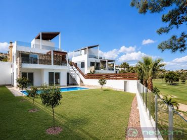Casa amb piscina en venda a N/A