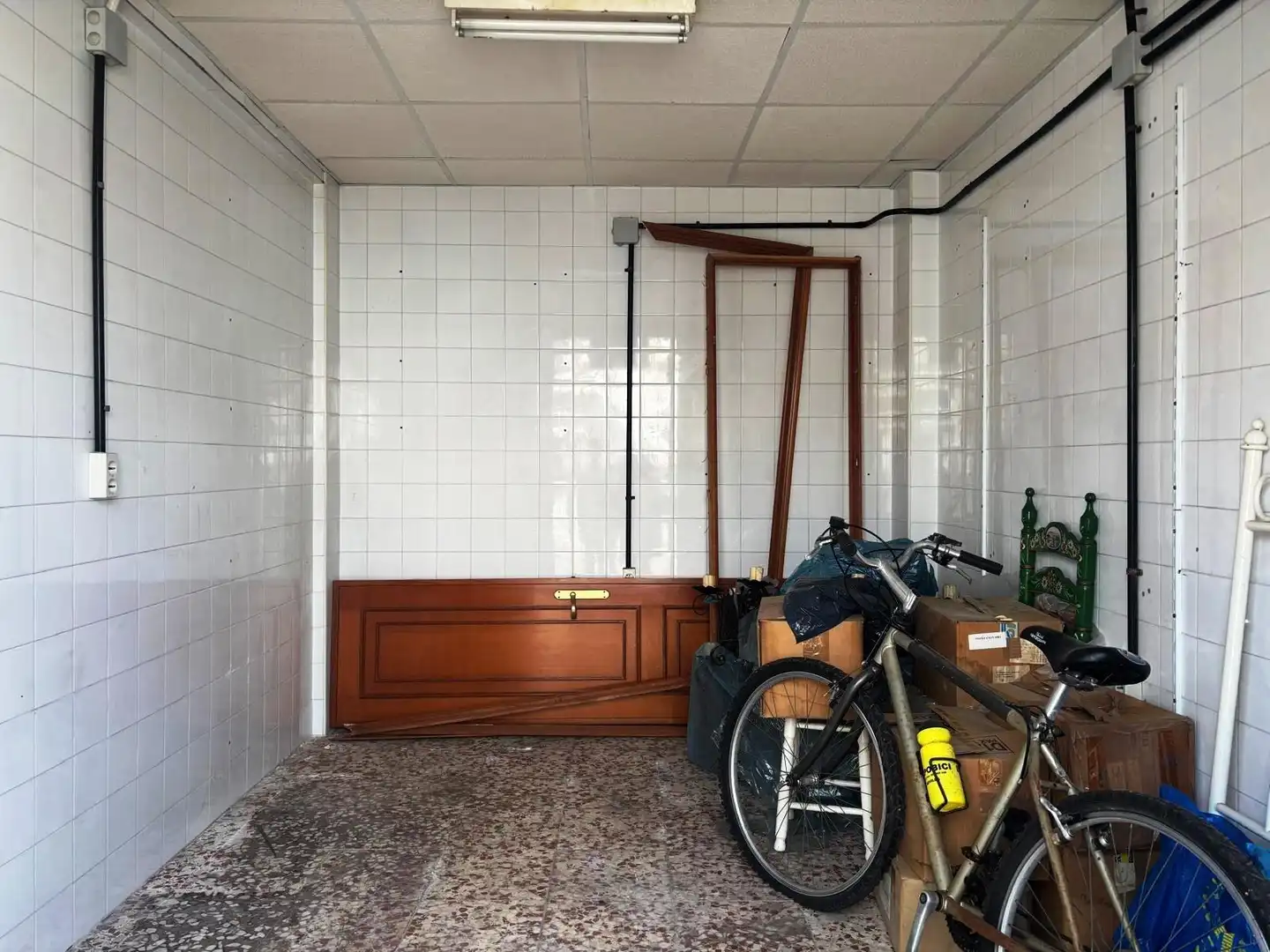Garatge en venda en Valencina de la Concepción