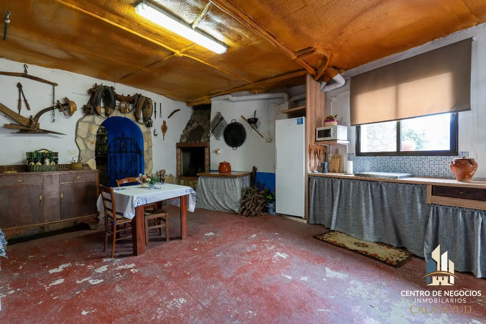 Cuina de Casa o xalet en venda en Maluenda amb Aire condicionat, Calefacció i Jardí privat