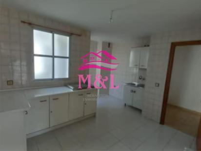 Kitchen of Flat for sale in Mérida  with Heating, Storage room and Balcony