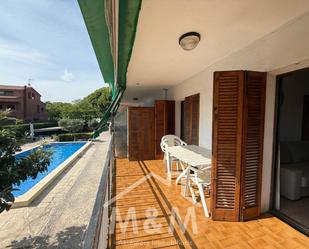 Swimming pool of Apartment to rent in Castelldefels  with Terrace