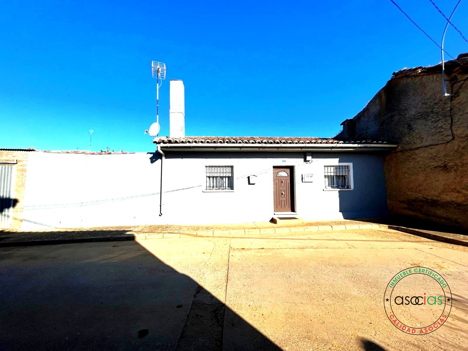 Vista exterior de Casa adosada en venda en Joarilla de las Matas amb Calefacció, Jardí privat i Traster