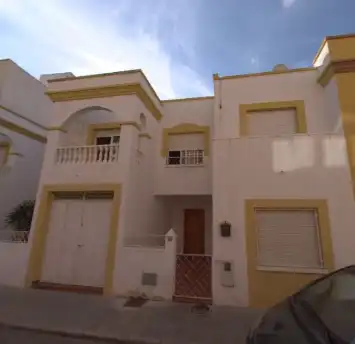 Vista exterior de Dúplex en venta en  Almería Capital