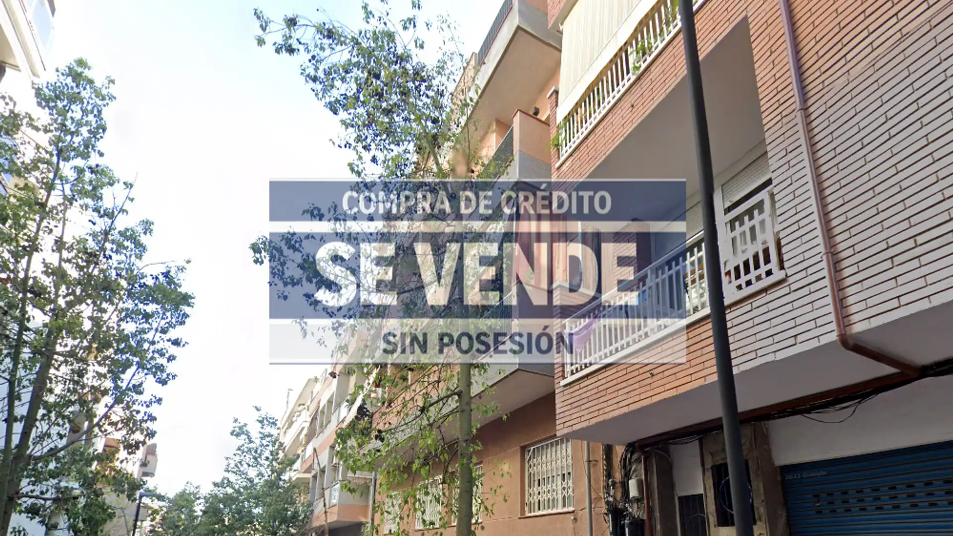 Vista exterior de Pis en venda en Esplugues de Llobregat