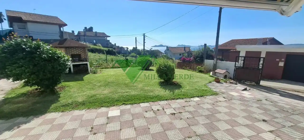 Jardín de Casa o chalet en venta en Vigo  con Calefacción, Terraza y Trastero