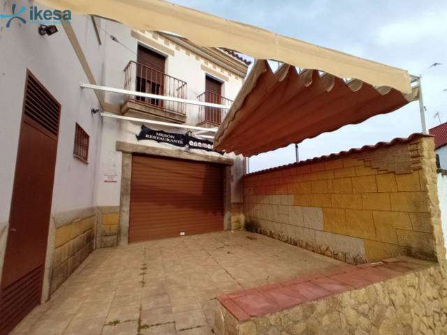 Casa-chalet en Venta en Cala