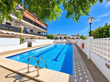 Pis amb piscina en venda a Gracia