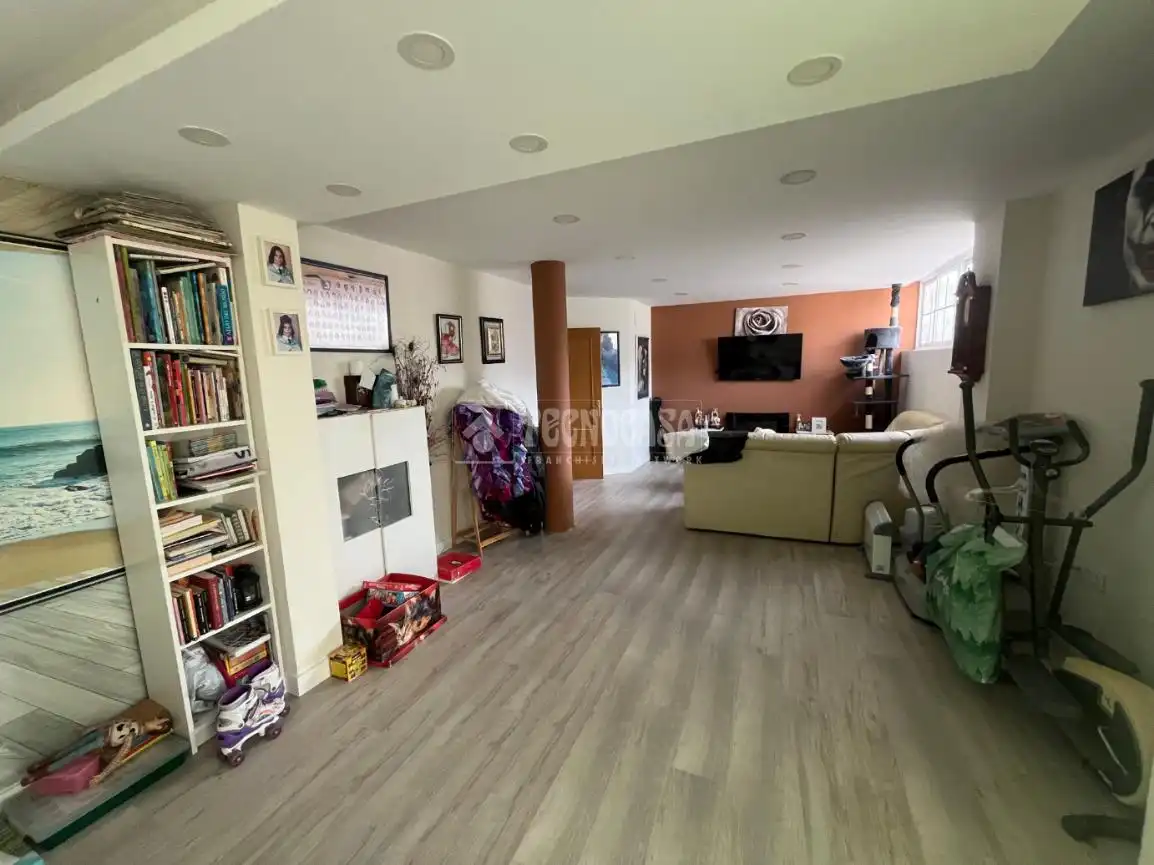 Casa adosada en venta en Moraleja de Enmedio