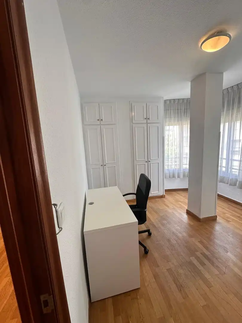 Wohnung zur Miete in Calle de Àngel Guimerà, Arrancapins