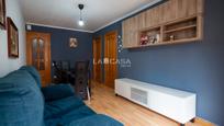 Sala d'estar de Pis en venda en L'Hospitalet de Llobregat amb Balcó