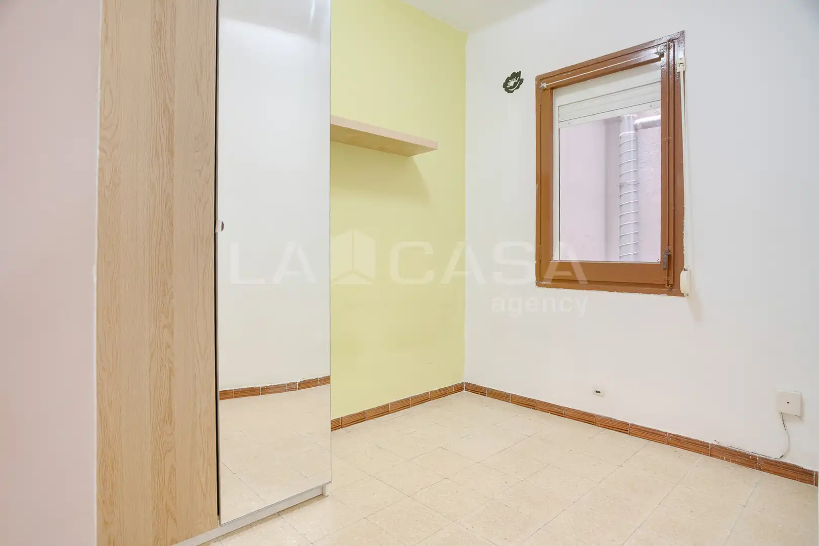 Wohnung zum Verkauf in Barcelona mit Balkon