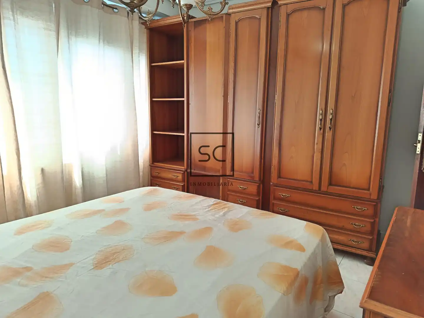 Habitación de Piso en venta en Ferrol con Calefacción, Terraza y Amueblado