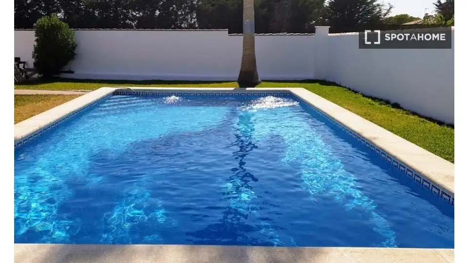 Room in Las Lagunas - Campano