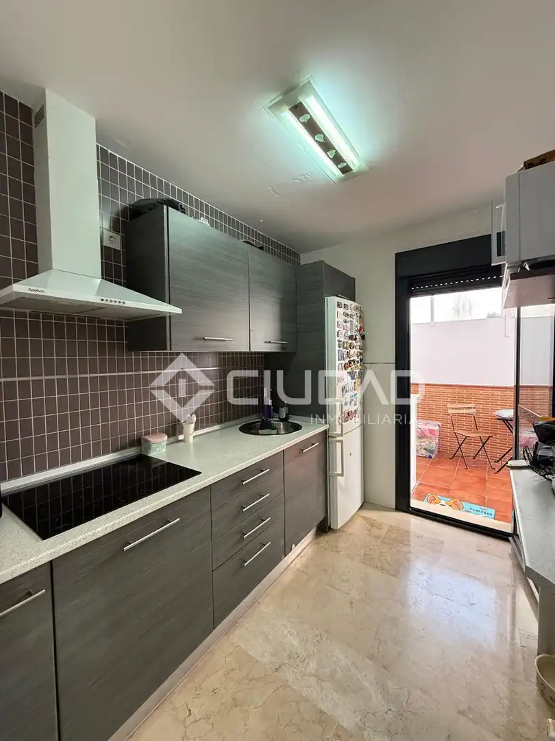 Kitchen of Houses for sale in Chipiona