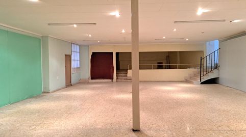 Edificio con gran potencial de inversión y cueva bodega histórica, imagen 4