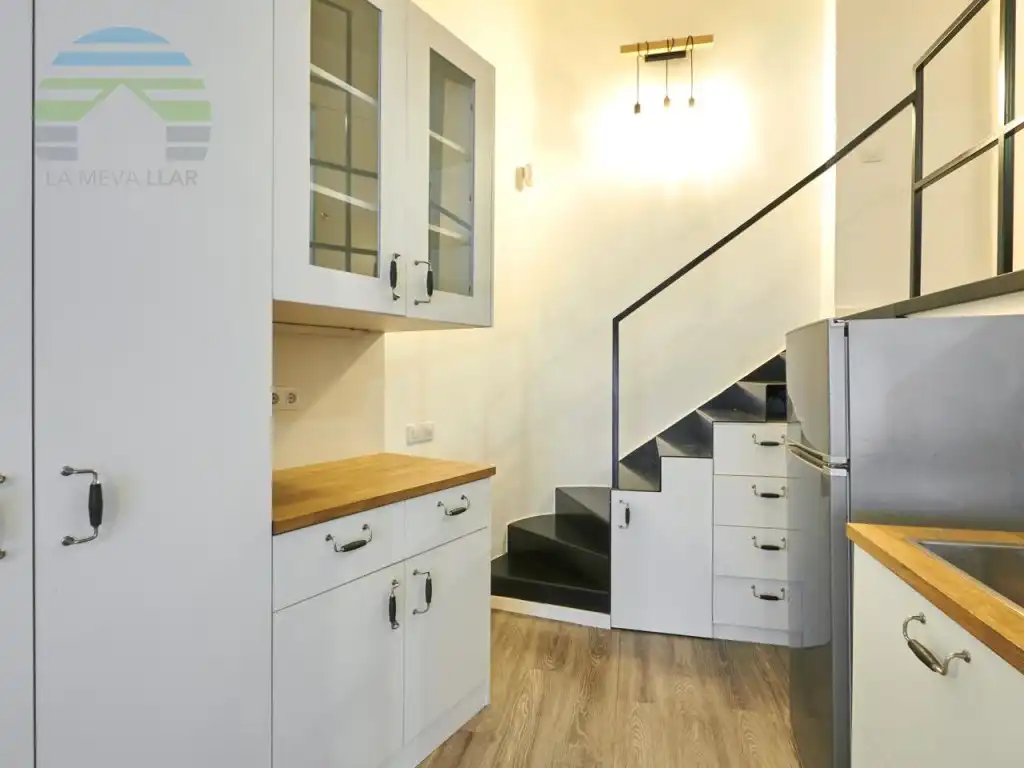 Piso en venta en Barcelona con Aire acondicionado y Amueblado