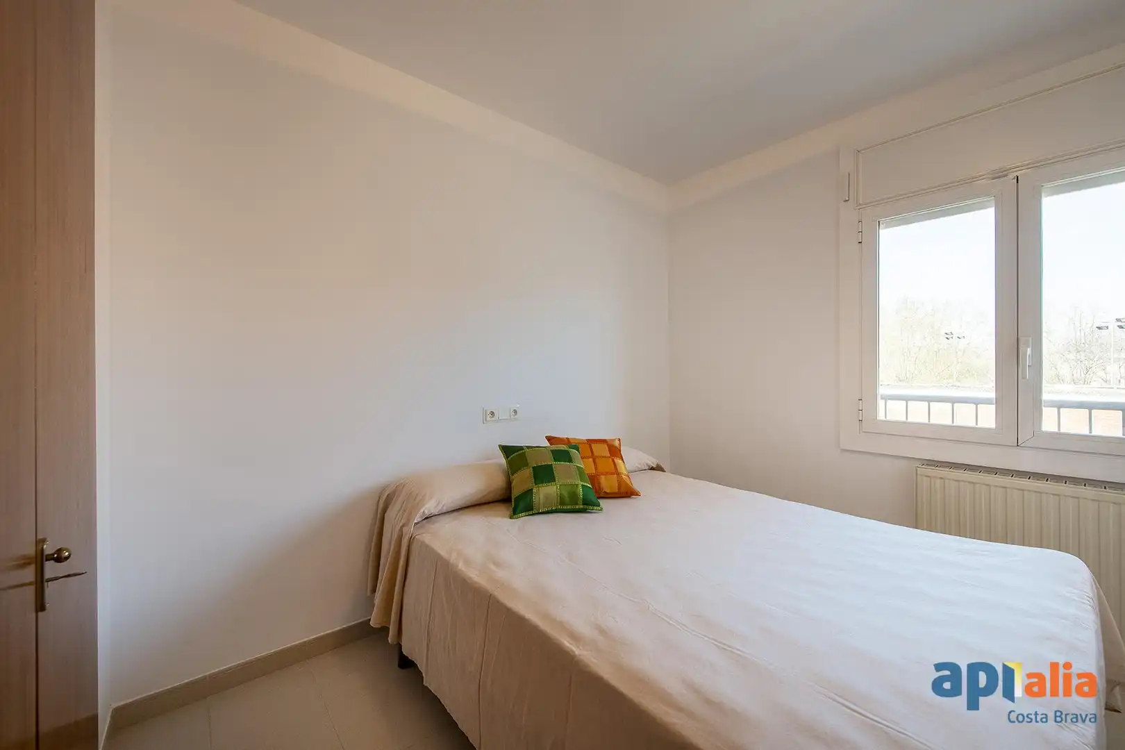 Bedroom of Apartments for sale in Girona  with Heating and Terrace