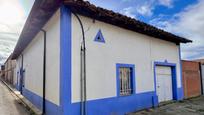 Vista exterior de Casa o xalet en venda en Bercianos del Páramo amb Moblat