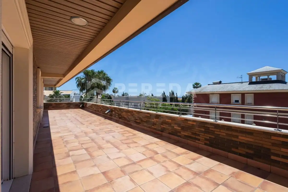 Terraza de Casa o chalet en venta en Roquetas de Mar con Aire acondicionado, Jardín privado y Piscina