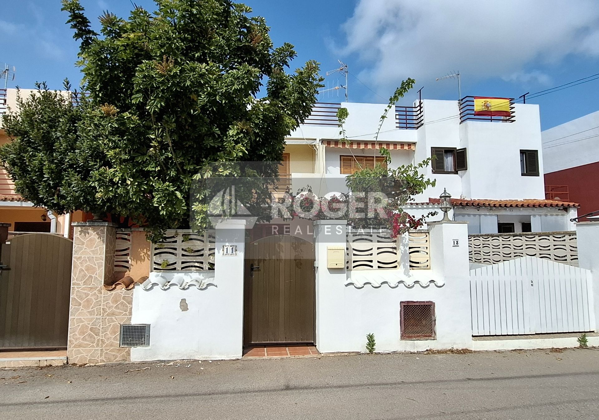 Exterior view of Single-family semi-detached for sale in Benicasim / Benicàssim  with Private garden, Terrace and Oven