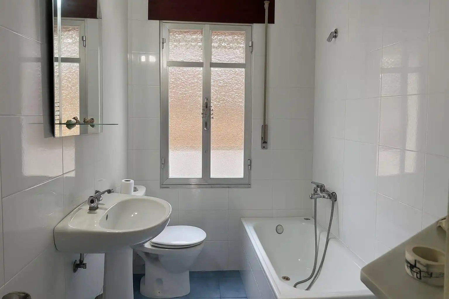 Bathroom of Residential for sale in Torrelavega 