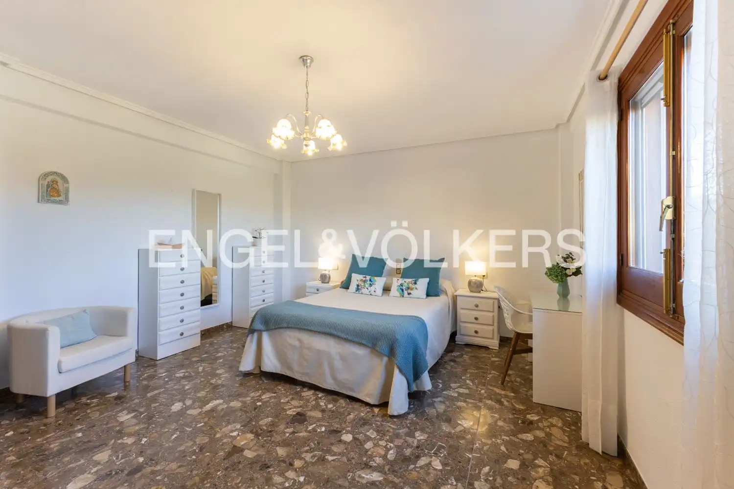 Habitación de Casa o chalet en venta en Pedralba con Calefacción, Jardín privado y Terraza