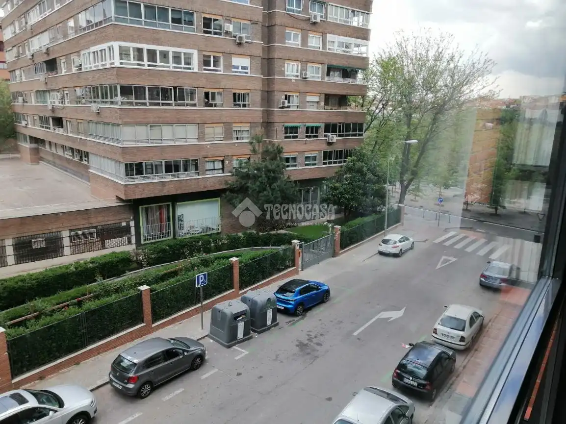 Appartamento con ascensore in affitto a C. de Carmen Cobeña, imagen 27