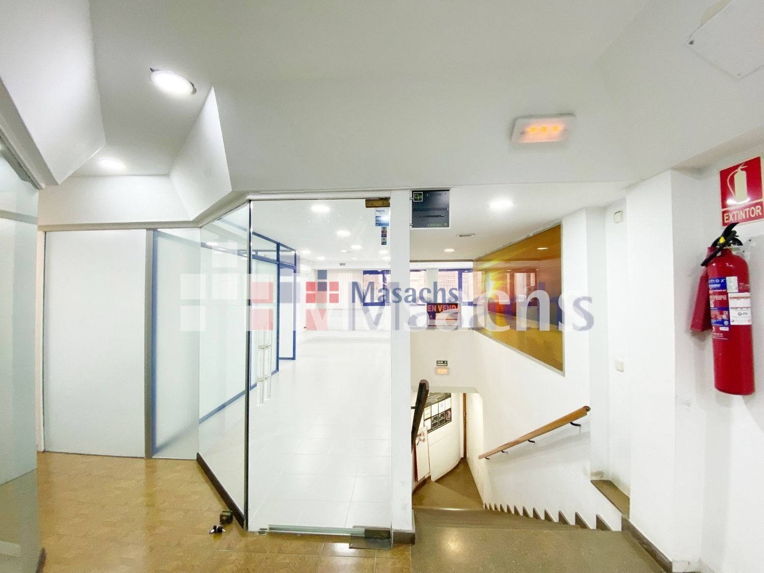 Premises for sale in Terrassa  with Air Conditioner