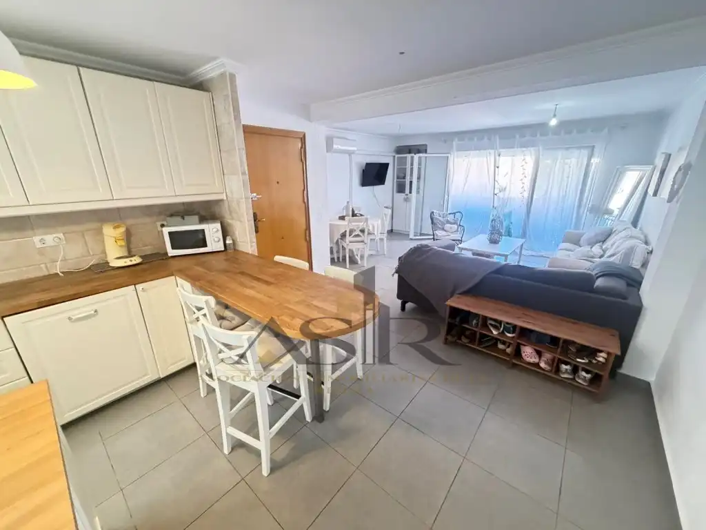 Appartamento con terrazza in affitto a Calle Cristobal Monterde