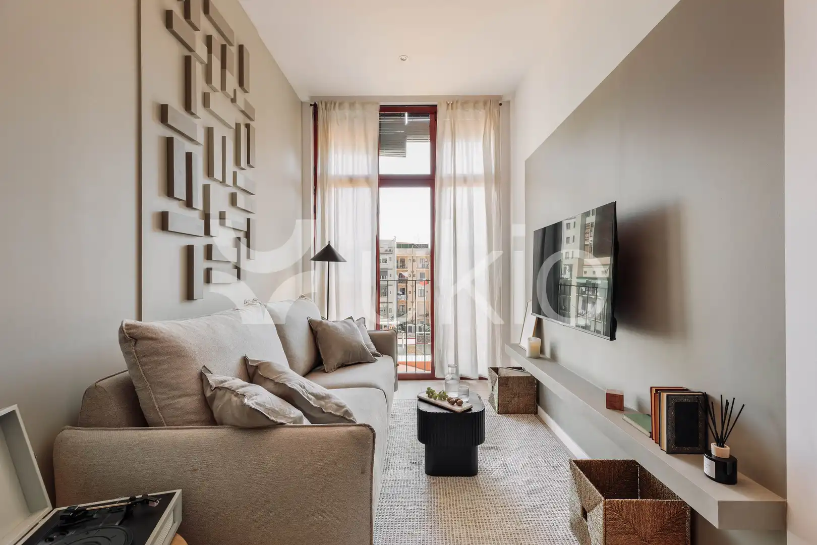 Apartamento con ascensor en alquiler en Carrer de Floridablanca, imagen 2