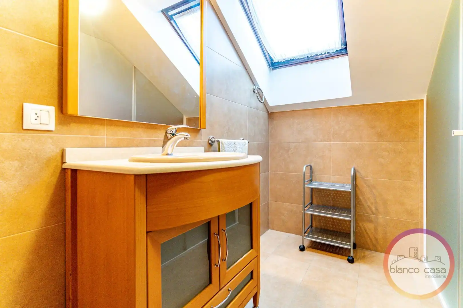 Bathroom of Flat for sale in Carballo  with Heating and Alarm