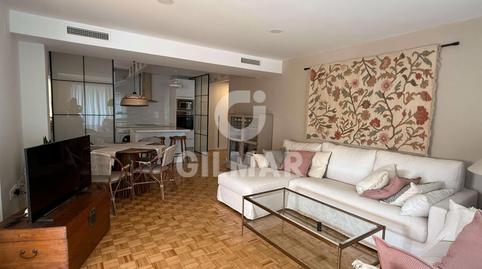 Foto 2 de Pis de lloguer a Avenida Eduardo Dato, La Buhaira, Sevilla