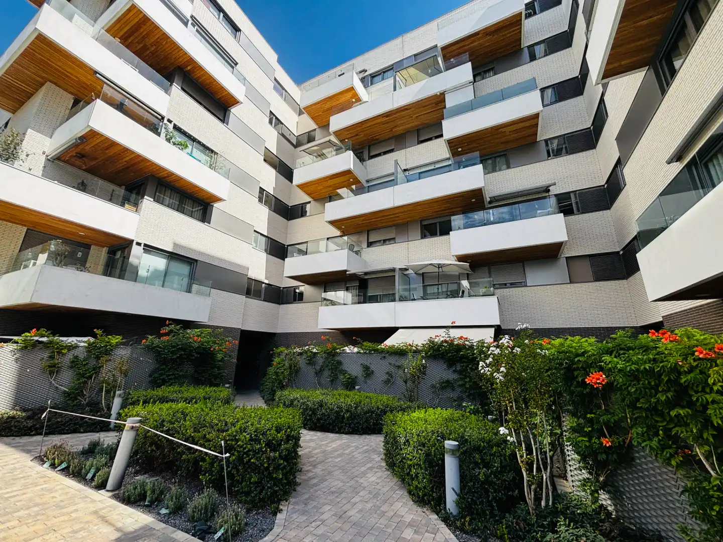 Vista exterior de Piso en venta en Getafe con Aire acondicionado, Calefacción y Jardín privado