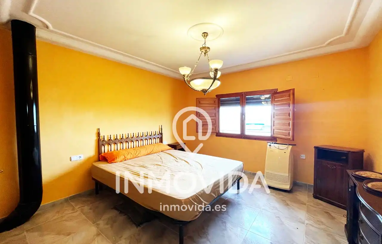 Dormitori de Casa o xalet en venda en Xàtiva amb Aire condicionat, Terrassa i Traster