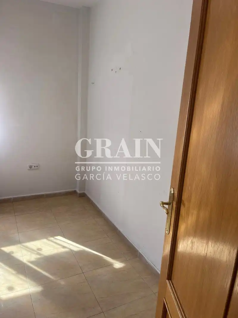 Casa adosada en venda en Albacete amb Calefacció