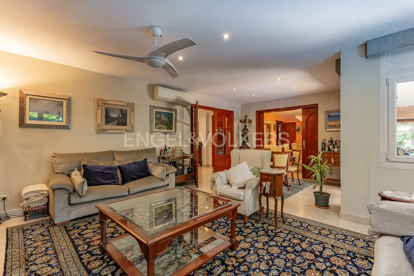 Sala de estar de Casa o chalet de alquiler en Sant Cugat del Vallès con Calefacción, Jardín privado y Piscina