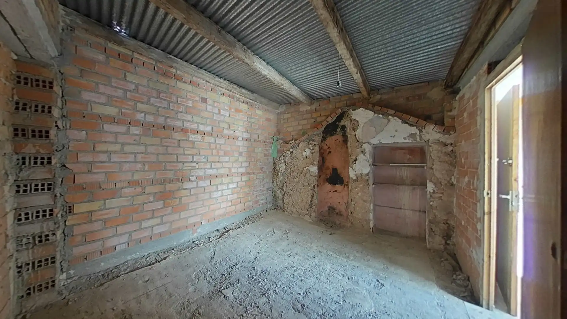 Casa adosada en venta en Daimiel con Terraza y Trastero