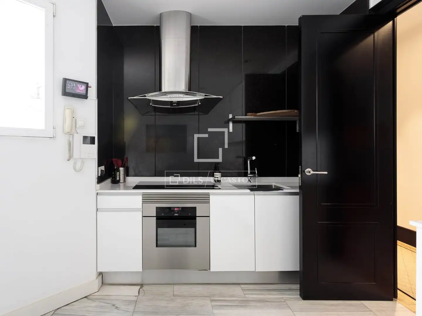 Küche von Wohnung zur Miete in Madrid mit Klimaanlage, Heizung und Parkett