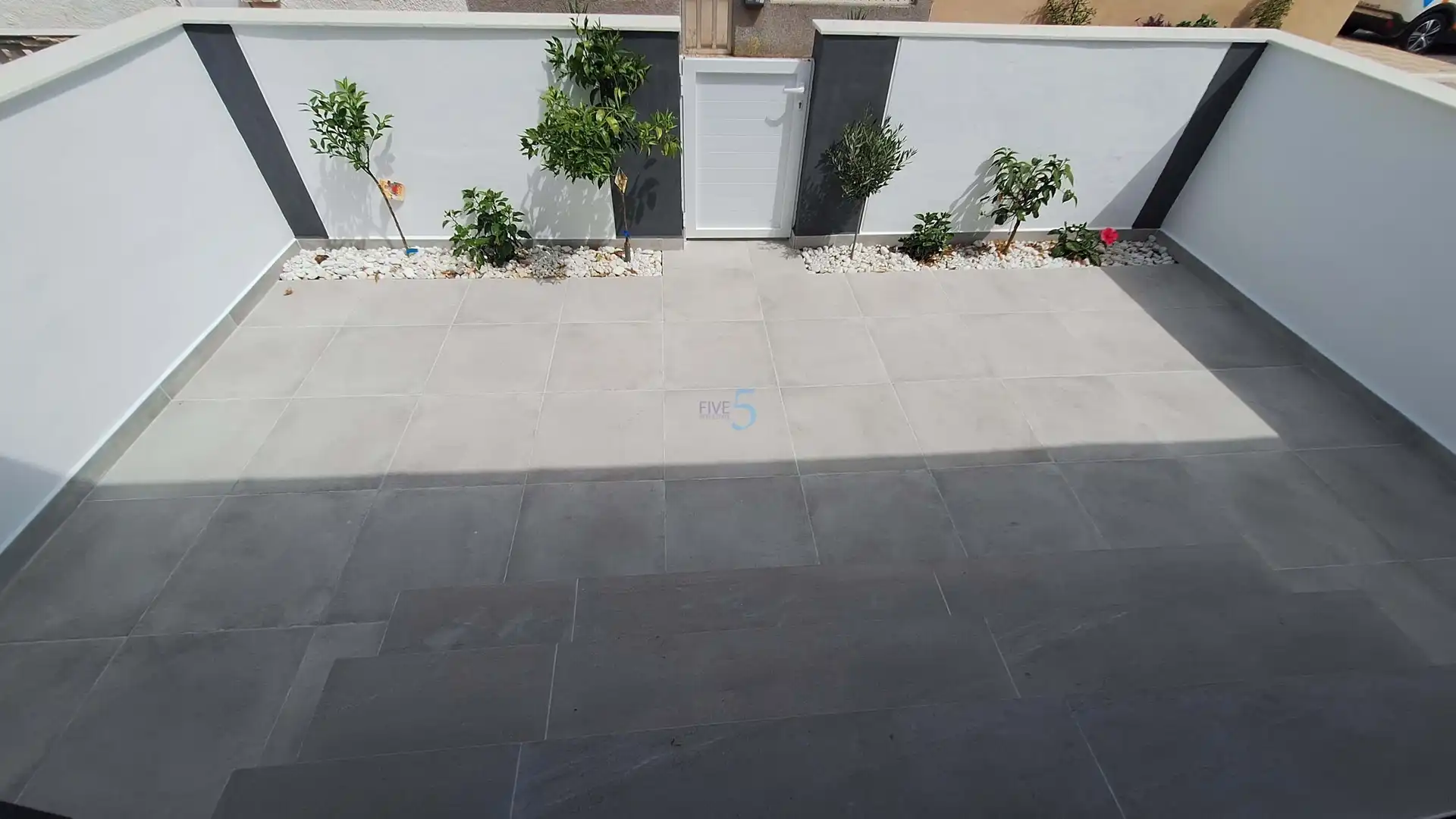 Bungalow with terrace for sale in Zona Carrefour - Urbanizaciones, imagen 9