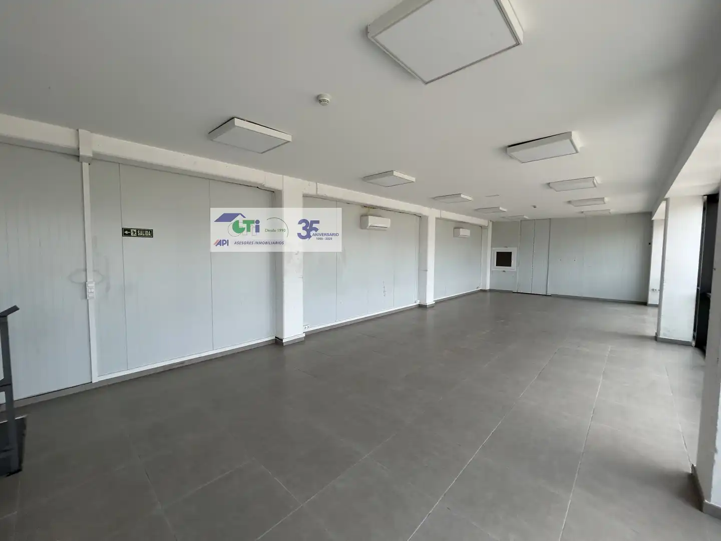 Industrial buildings for rent in CALLE SISALLO , Cartuja Baja