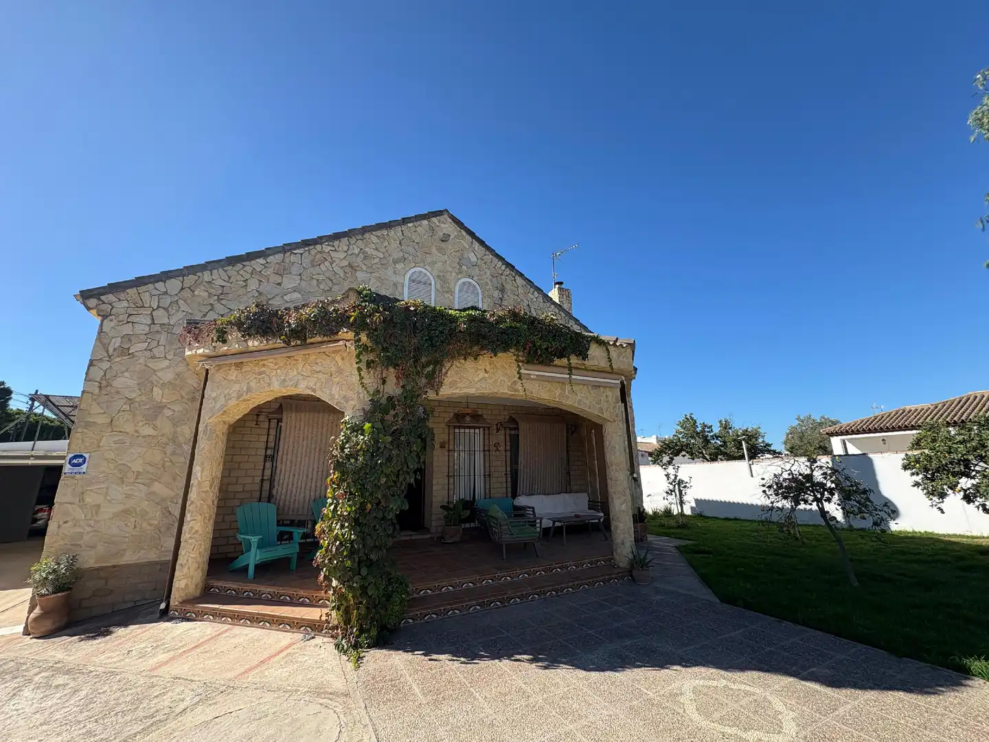 Houses for sale in Las Lagunas - Campano