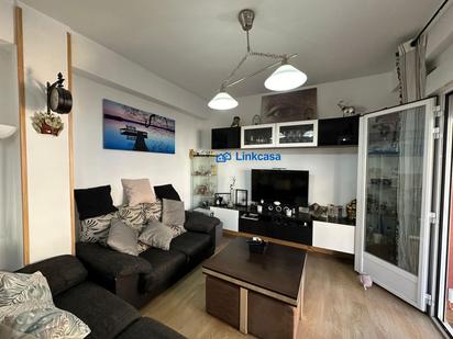 Living room of Flat for sale in  Madrid Capital  with Air Conditioner and Terrace