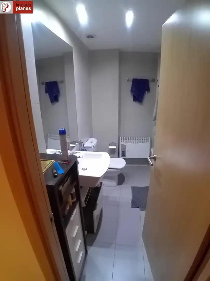 Baño de Piso en venta en Montferrer i Castellbò con Calefacción, Terraza y Amueblado