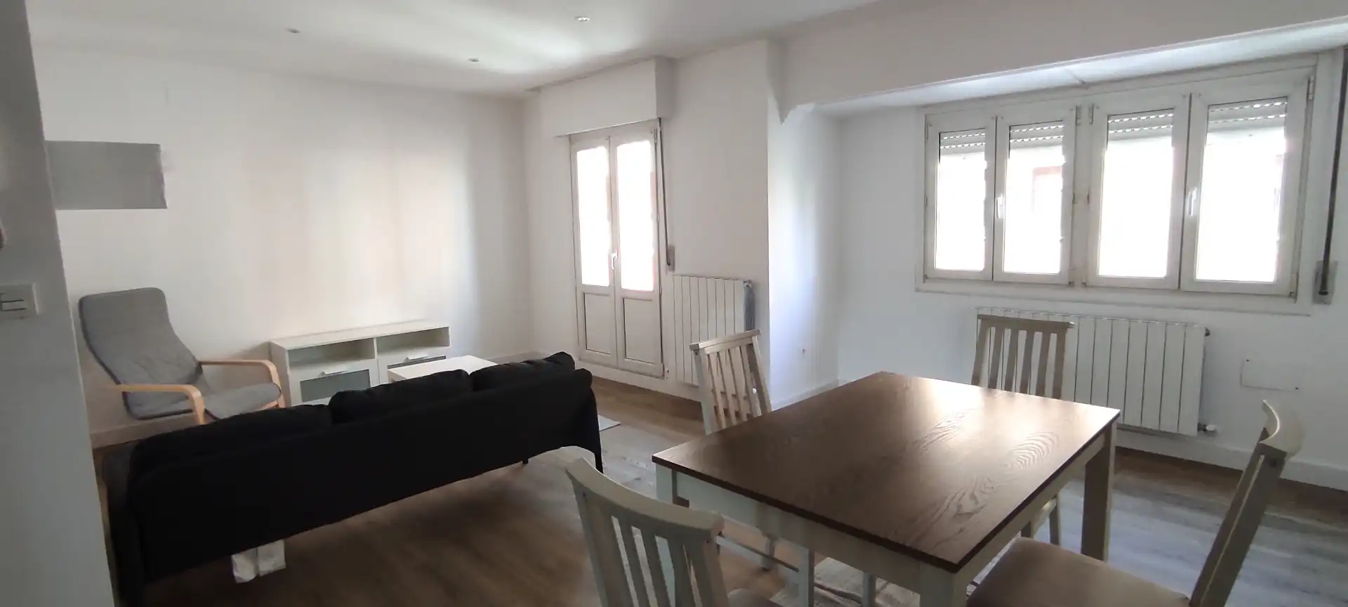 Wohnzimmer von Wohnung zur Miete in Valle de Trápaga-Trapagaran mit Heizung, Möbliert und Ofen