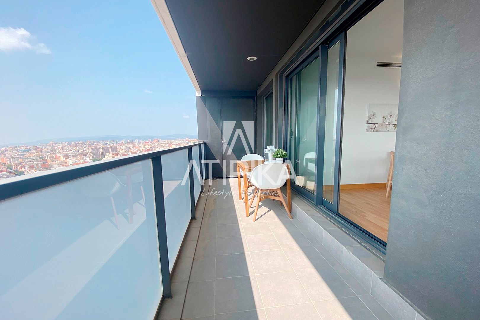 Terrace of Flat for sale in L'Hospitalet de Llobregat  with Air Conditioner, Parquet flooring and Terrace