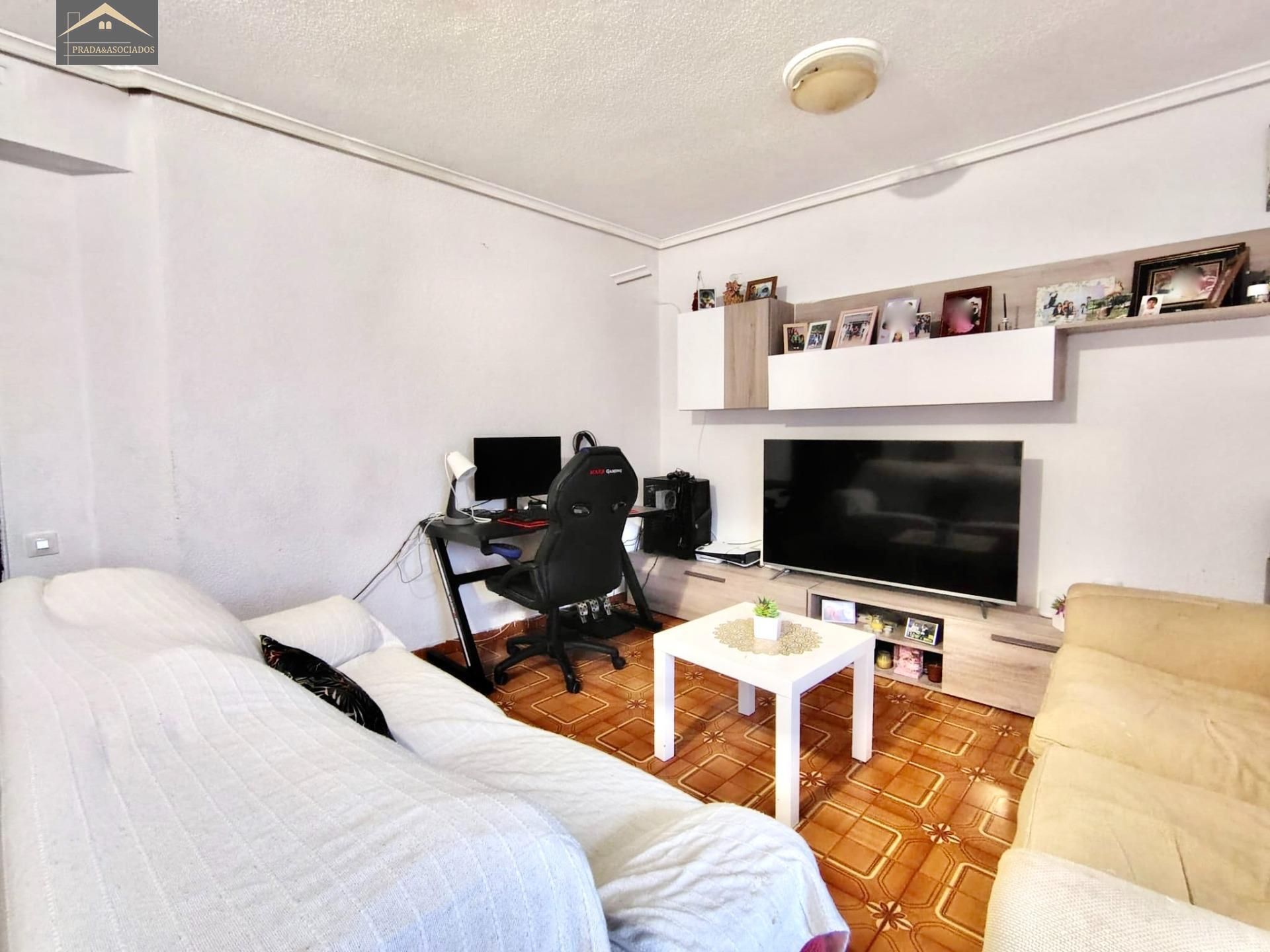 Living room of Flat for sale in Torrelavega   with Heating and Balcony