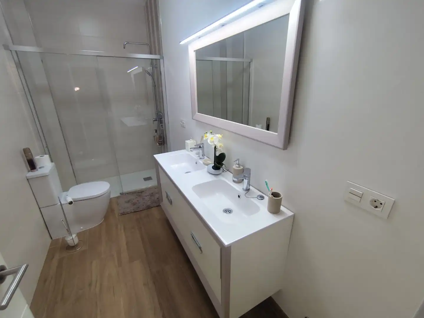 Bathroom of Houses for sale in Úbeda  with Air Conditioner, Heating and Parquet flooring