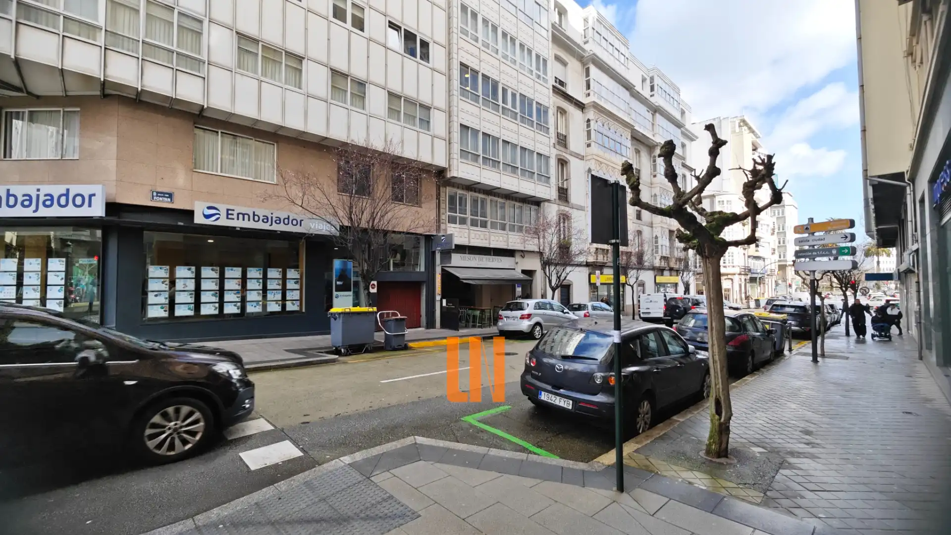 Außenansicht von Büro zur Miete in A Coruña Capital  mit Heizung und Internet