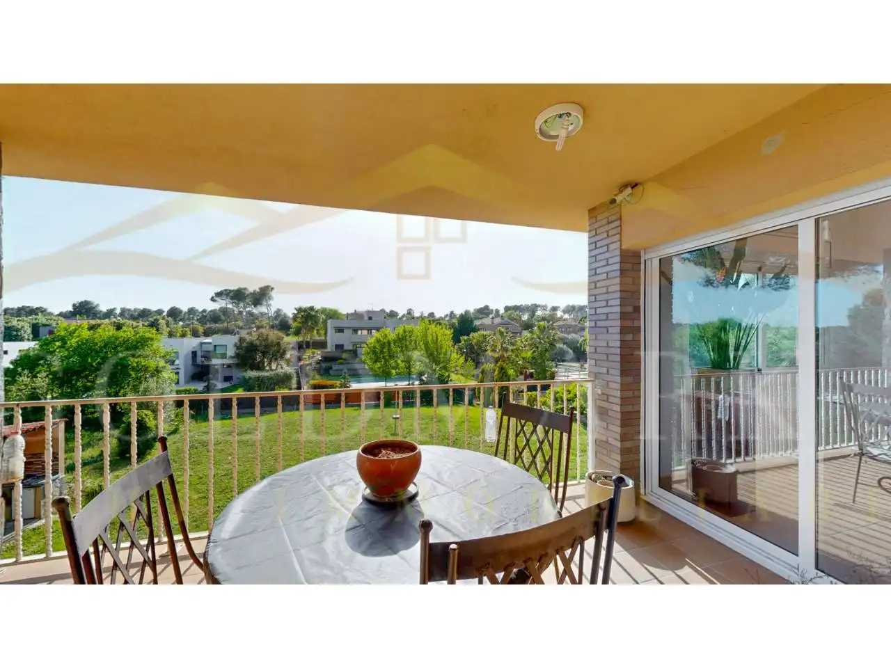 Jardí de Casa o xalet en venda en Sabadell amb Aire condicionat, Jardí privat i Terrassa