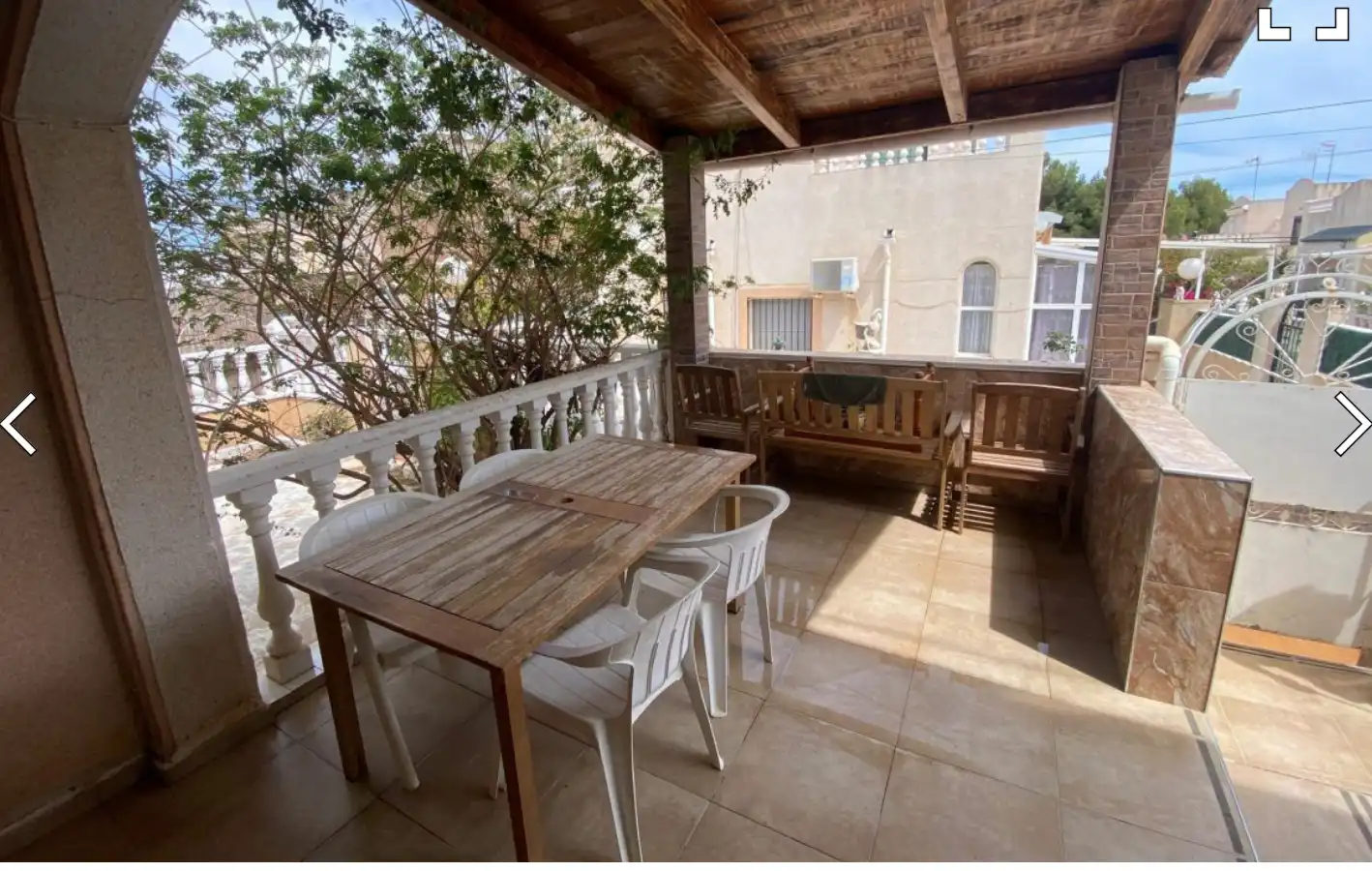 Terrassa de Casa o xalet en venda en Torrevieja amb Jardí privat, Terrassa i Moblat